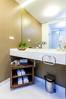 Adresa Suites