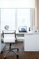 Adresa Suites