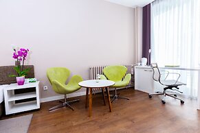 Adresa Suites