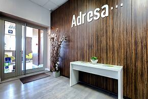 Adresa Suites