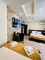 Side One Design Hotel