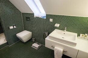 Schlosshotel Hugenpoet