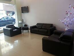 Maxim Hotel