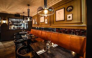 The Huntsman Inn