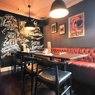 The Huntsman Inn