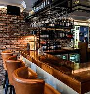 The Huntsman Inn