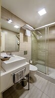 The New Hotel Zeybek
