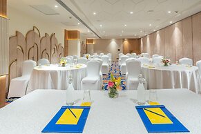 Golden Tulip Jaipur City Center