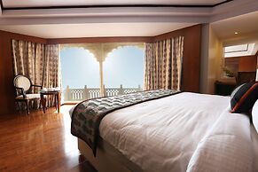 Golden Tulip Jaipur City Center