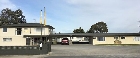 Thornton Lodge Motel