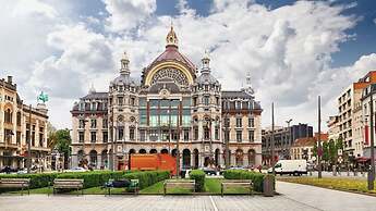 Holiday Inn Express Antwerp City Centre by IHG