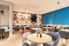 Holiday Inn Express Antwerp City Centre by IHG