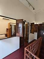 Red Inn Court - Hostel