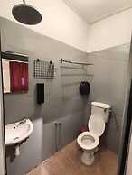 Red Inn Court - Hostel