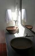 Red Inn Court - Hostel