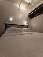 Red Inn Court - Hostel