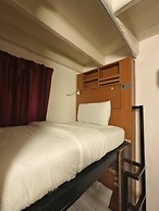 Red Inn Court - Hostel