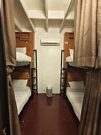Red Inn Court - Hostel