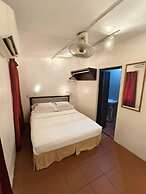 Red Inn Court - Hostel