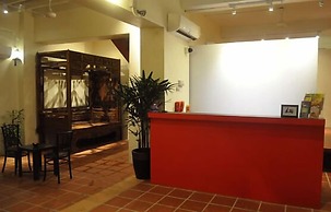 Red Inn Court - Hostel
