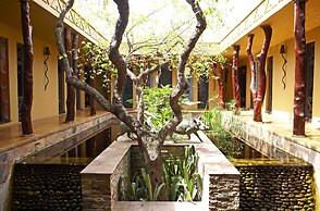 Thanda Safari