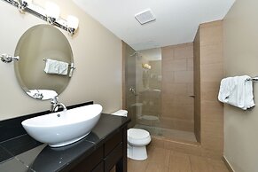 Prestige Vernon Hotel