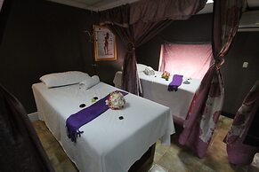 Mount Meru Hotel