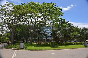 Mount Meru Hotel
