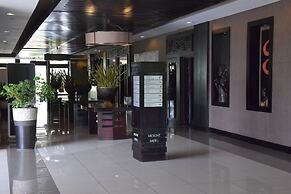 Mount Meru Hotel