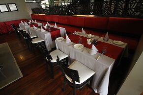Mount Meru Hotel