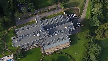 Mount Meru Hotel