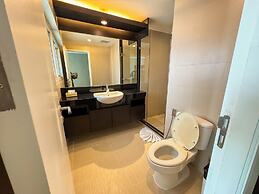 The Narathiwas Hotel & Residence Sathorn Bangkok