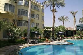 Soluxe Cairo Hotel