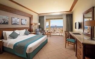 Charmillion Club Resort
