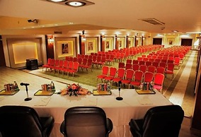 Charmillion Club Resort