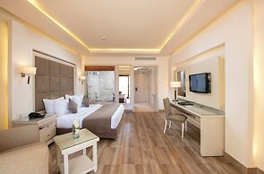 Charmillion Club Resort