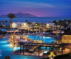 Charmillion Club Resort