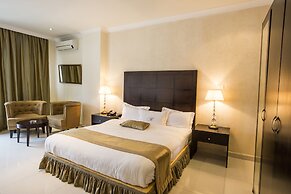 Mikhael's Hotel