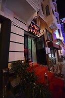 Letter Hotel