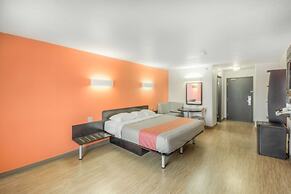 Motel 6 Regina, SK