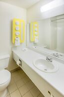 Motel 6 Regina, SK