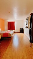 Motel 6 Regina, SK