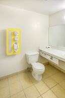 Motel 6 Regina, SK