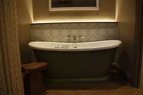 The Bell Hotel Saxmundham