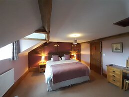 The Dolfor Inn Adults only