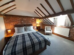 The Dolfor Inn Adults only