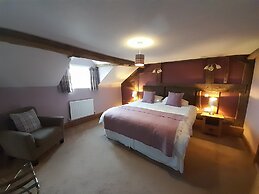 The Dolfor Inn Adults only