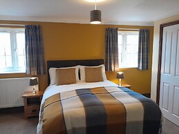 The Dolfor Inn Adults only