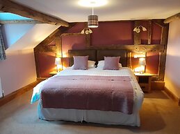 The Dolfor Inn Adults only