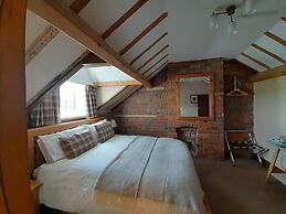The Dolfor Inn Adults only